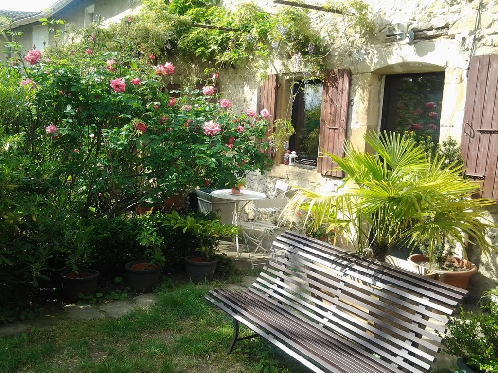 Hotel La Fougeraie Marsaz Exterior foto
